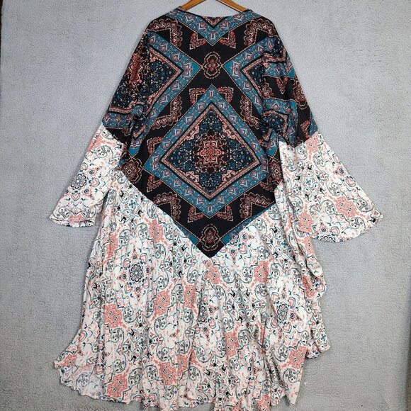 Torrid Kimono Women 3 Black Mixed Floral Medallion Chiffon Gauze Hi-Low Boho NWT - Picture 2 of 15